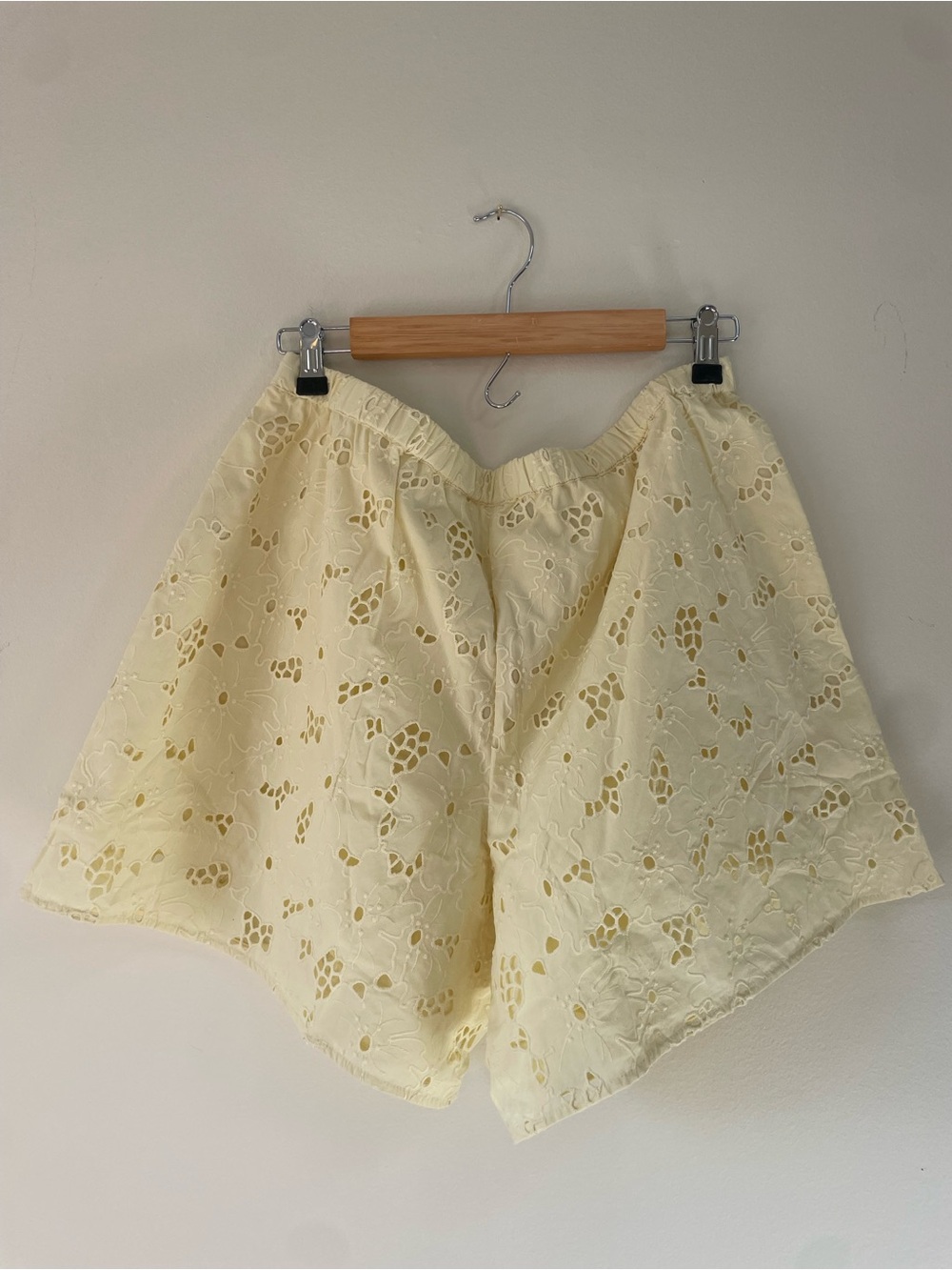 Everlane Eyelet Camp Shirt + Eyelet Pull-On Shorts Set | Light Yellow / XL / NWT - Picture 9 of 16